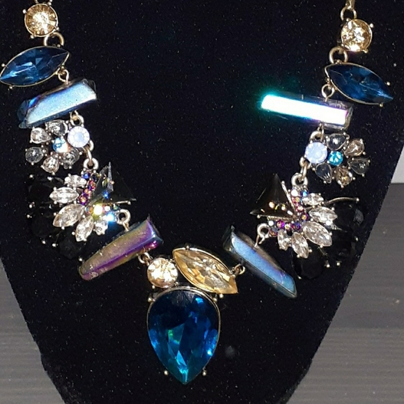 Jeweltone Statement Necklace - Picture 2 of 4